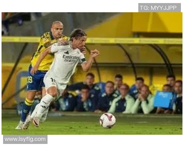 维尼修斯如何通过皇马青训体系培养未来足球巨星的成功之路