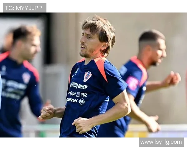 探索克罗地亚足球明星卡包的魅力与收藏价值揭秘